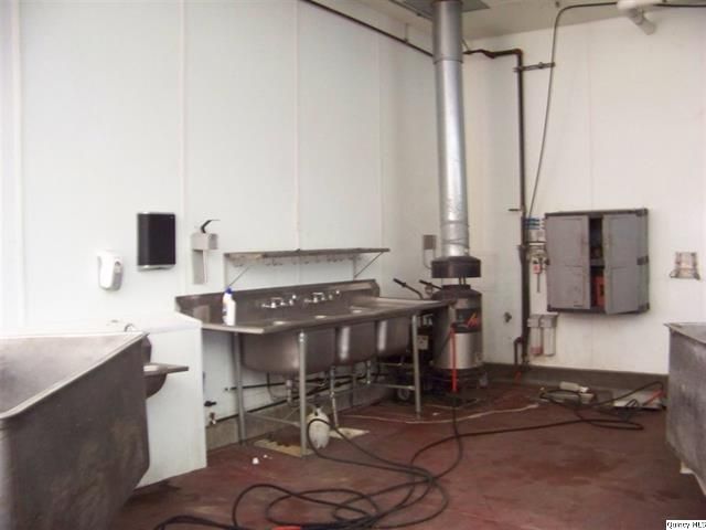 Big River Fish Corporation: 30402 State Highway 107, Griggsville, IL 62340